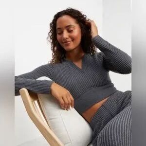 UPWEST Ribbed Cropped Top